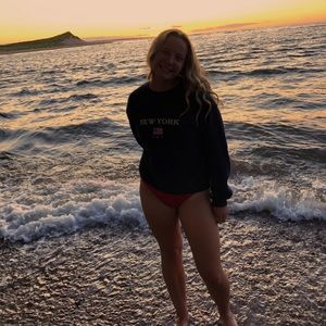 Meet your Posher, Olivia